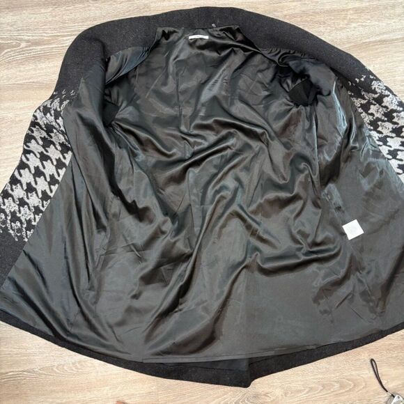 T Tahari Wool Black Blake coat slim fit 3/4 sleeves sz 16 or sz XL - Picture 7 of 13